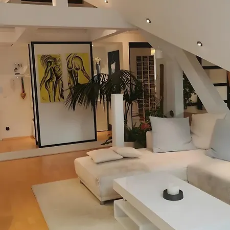 Villa-mainaue *