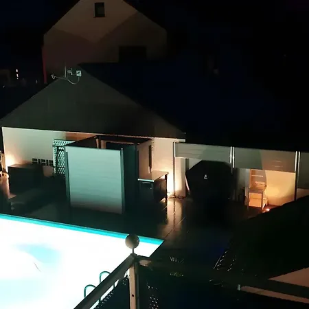 Villa-mainaue * Maineck